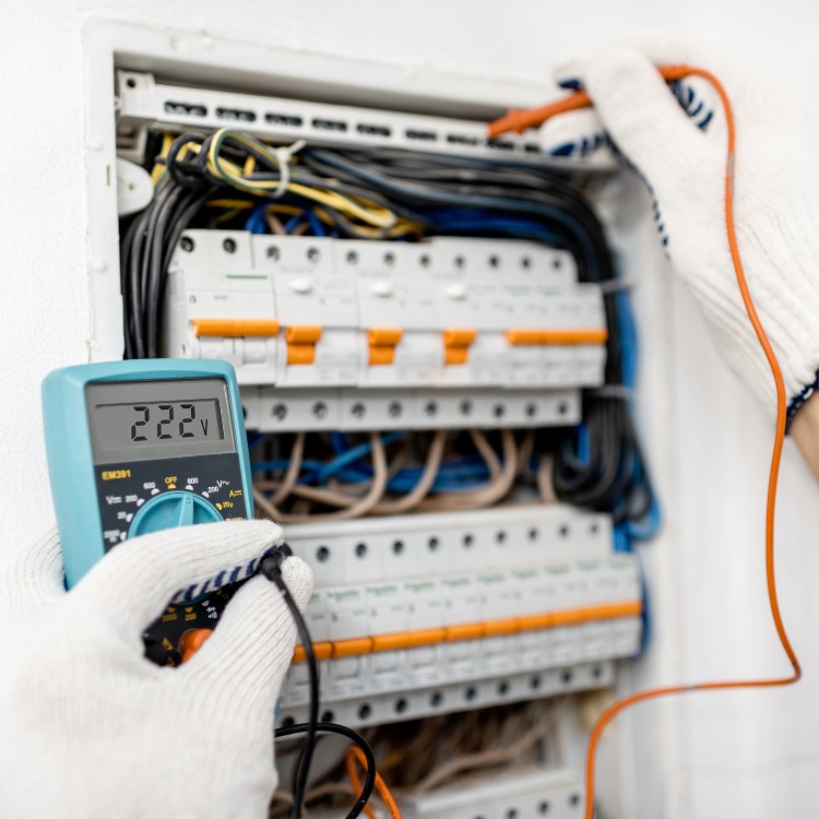 Electrical services in Valencia, CA